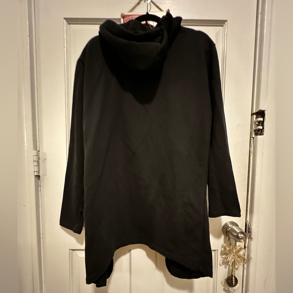 Zara - Picture 4 of 4